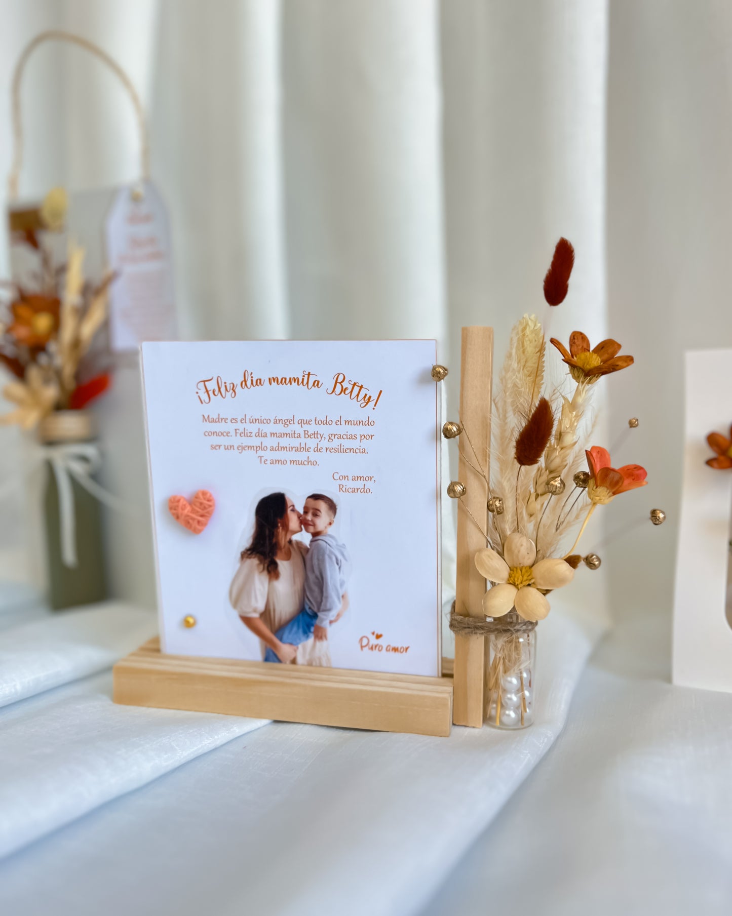 Porta foto con flores naturales eternas