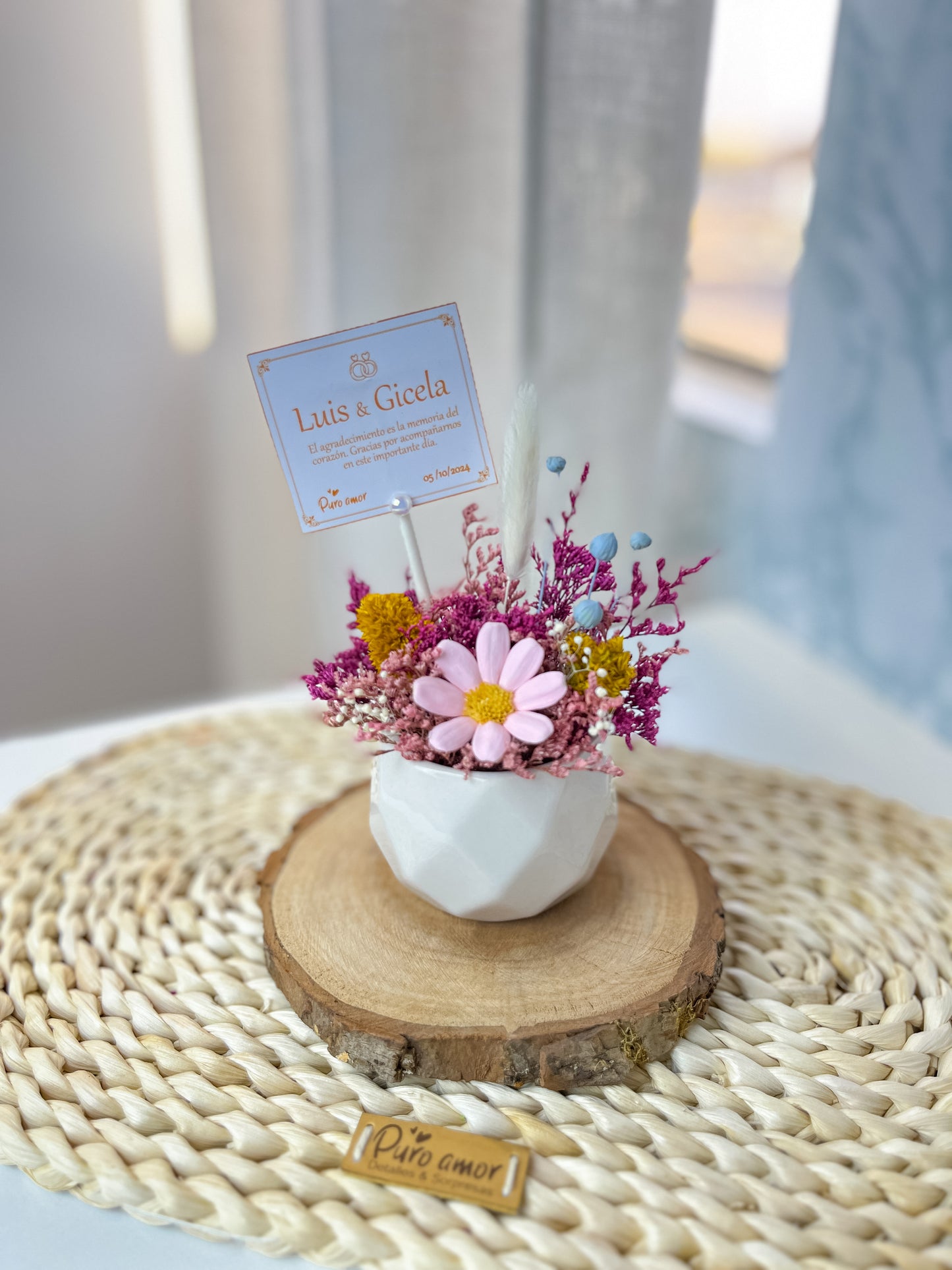 Mini macetita con flores naturales eternas personalizable