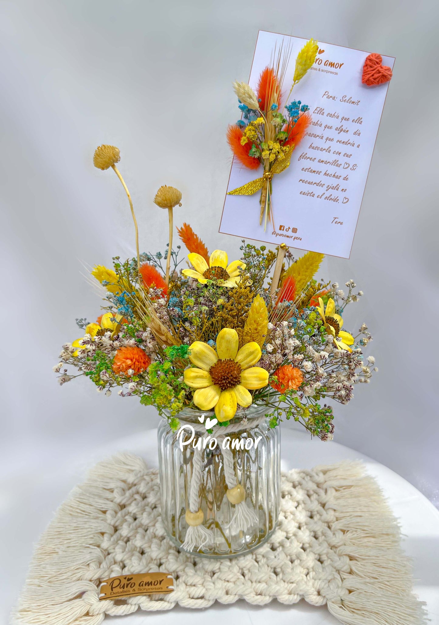 💛 Centro de mesa Margarita con flores eternas