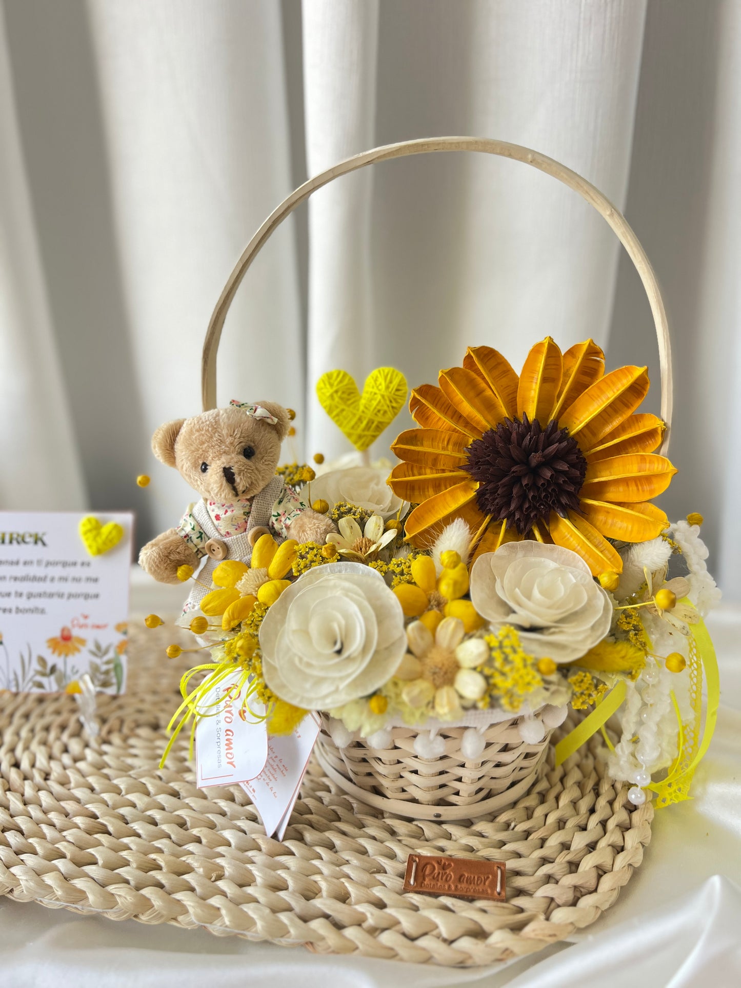 Canasta silvestre primaveral