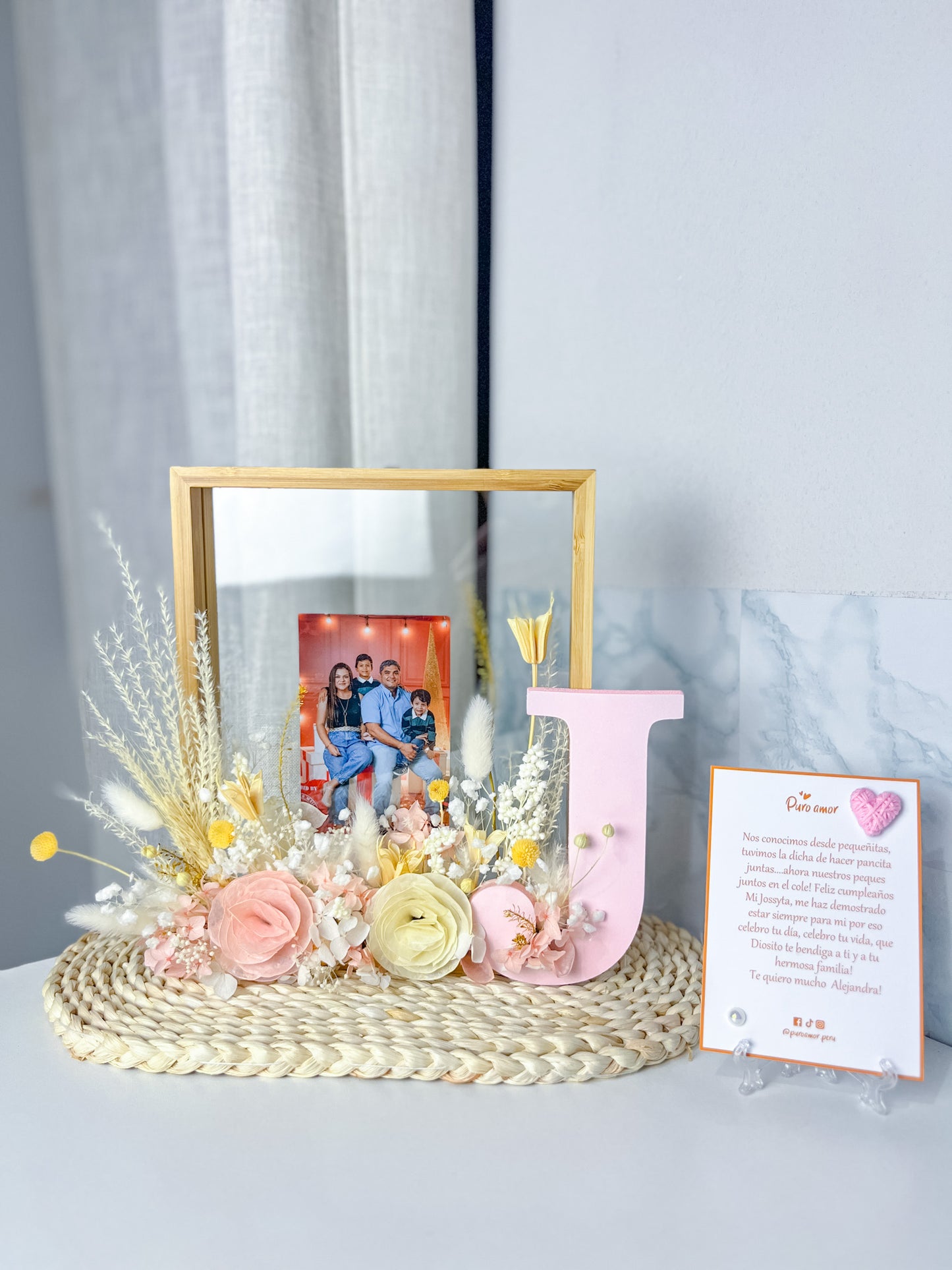 🤍 Cuadro retrato personalizable con flores preservadas