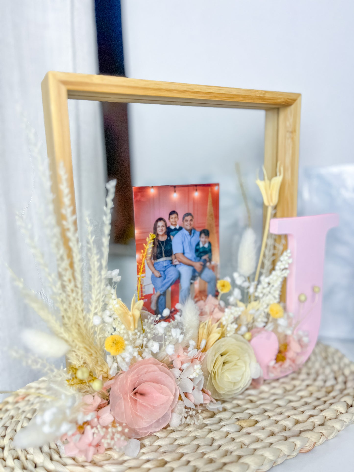 🤍 Cuadro retrato personalizable con flores preservadas