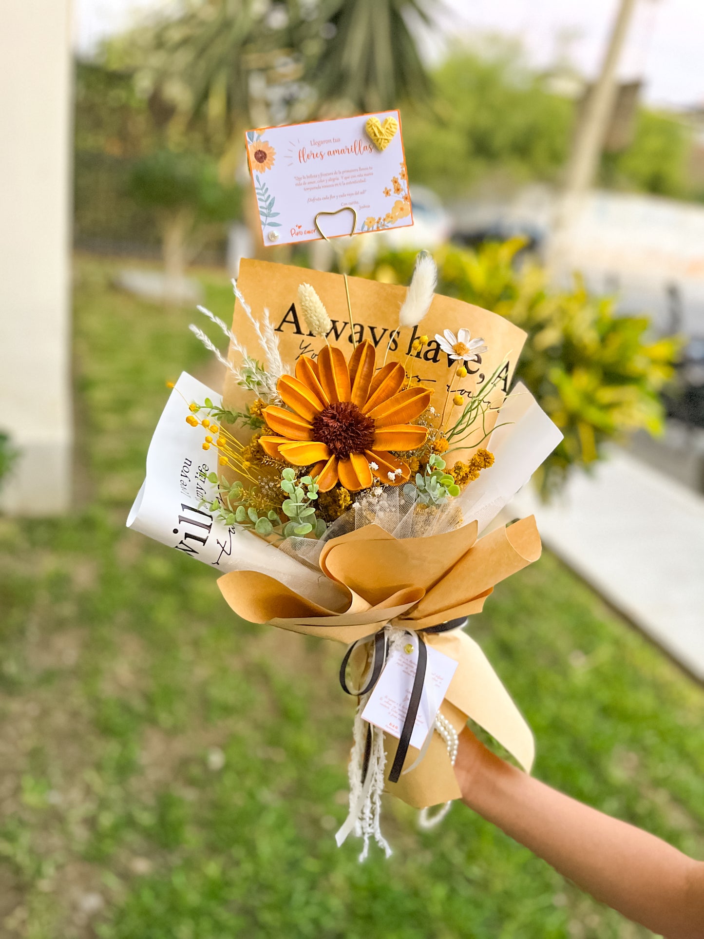 💛 Ramo girasol M con flores secas y preservadas